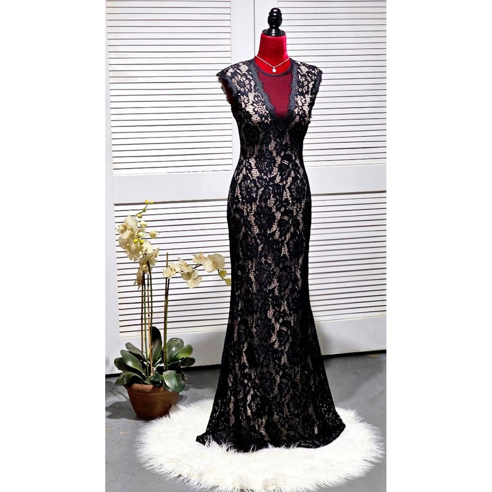 Betsy & Adam Black Lace Floral Nude Underlay Open Back Maxi Dress Size 4 2223